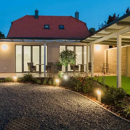 Strokay - Few Minutes Walk From Balaton *