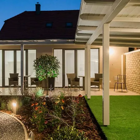 Strokay - Few Minutes Walk From Balaton