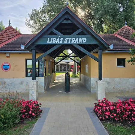 Strokay - Few Minutes Walk From Balaton Apartment *
