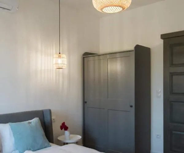 Strokay - Few Minutes Walk From Balaton 아파트 *