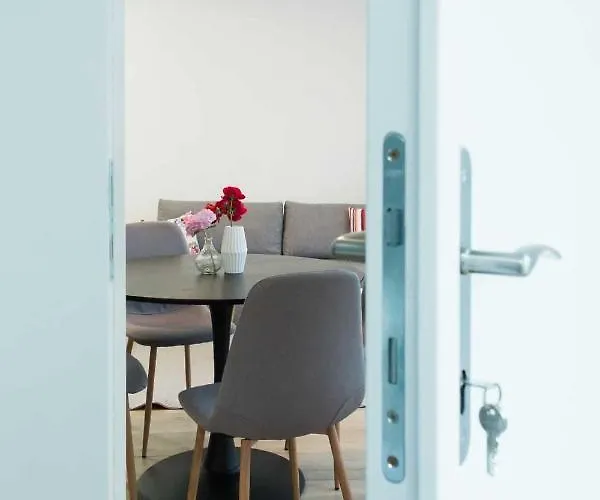 Strokay - Few Minutes Walk From Balaton דירה