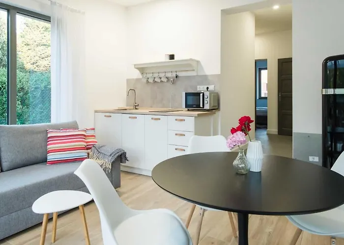 Strokay - Few Minutes Walk From Balaton Apartment
